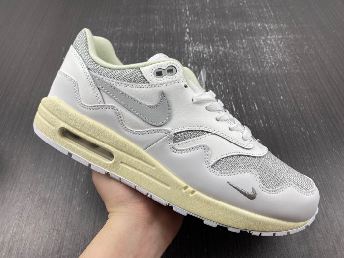 nike patta x air max 1